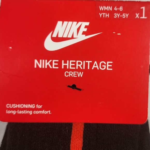 NWT Women's Nike Heritage Basketball Crew Socks - Picture 2 of 7